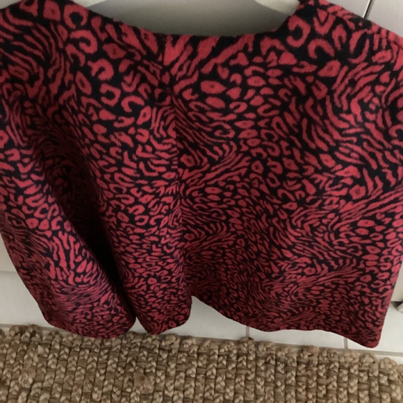 Season Ready Chic Red Cape - Picture 4 of 5